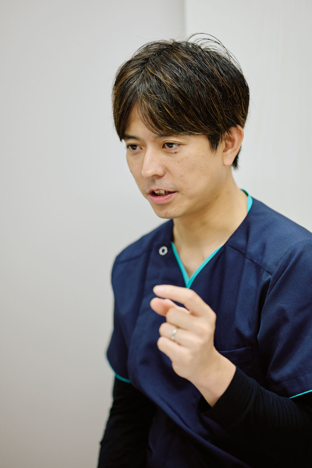 獣医師　草場 翔央 先生