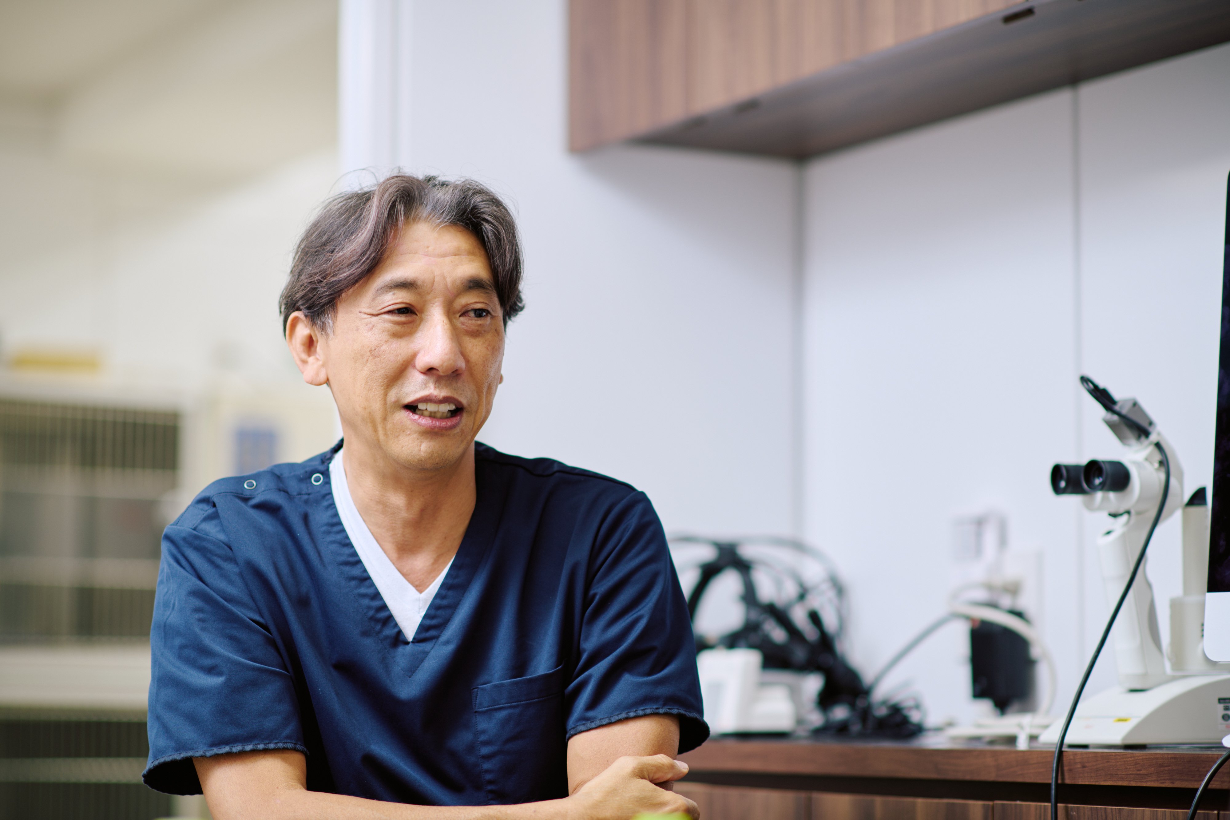 質問に答える小林先生