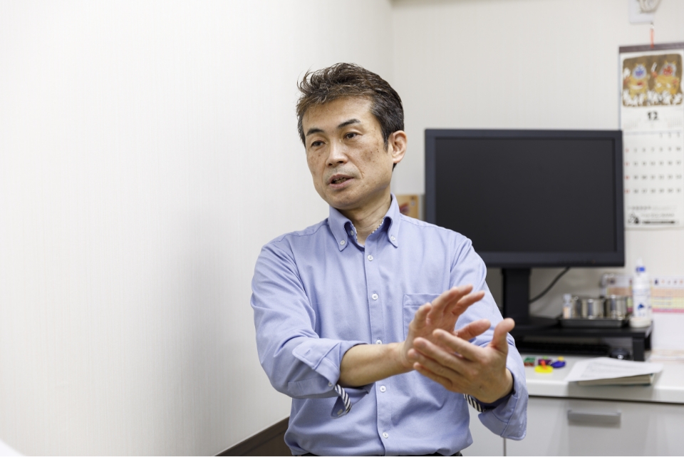 ラブラドールレトリバーの病気について語る、獣医師の中村悟先生
