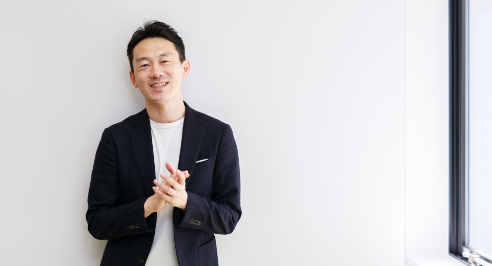 笑顔の男性